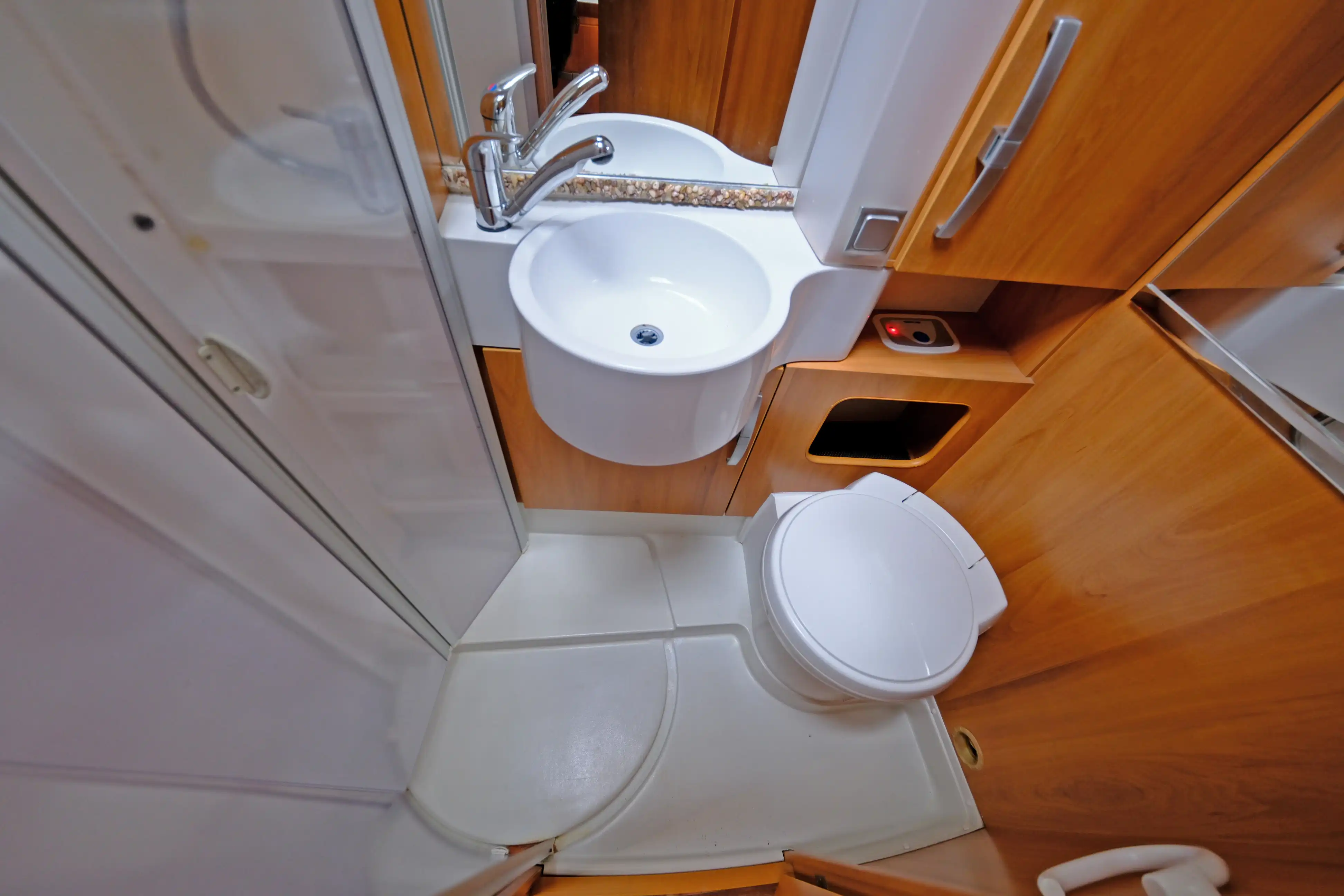 HYMER-ERIBA B 614 CL